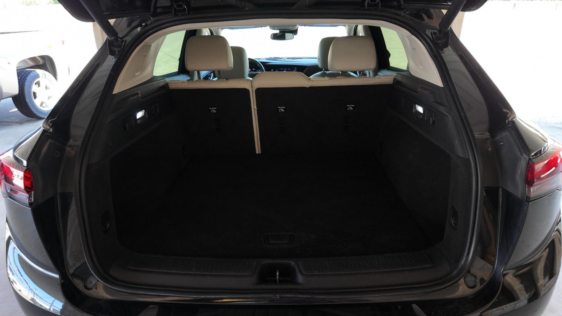 2022 Buick Envision Essense (LRBFZNR46ND) with an 2.0L L4 DOHC 24V TURBO engine, 6A transmission, located at 605 West Oak St., West, TX, 76691, (254) 826-5852, 31.803682, -97.097832- Photo#10