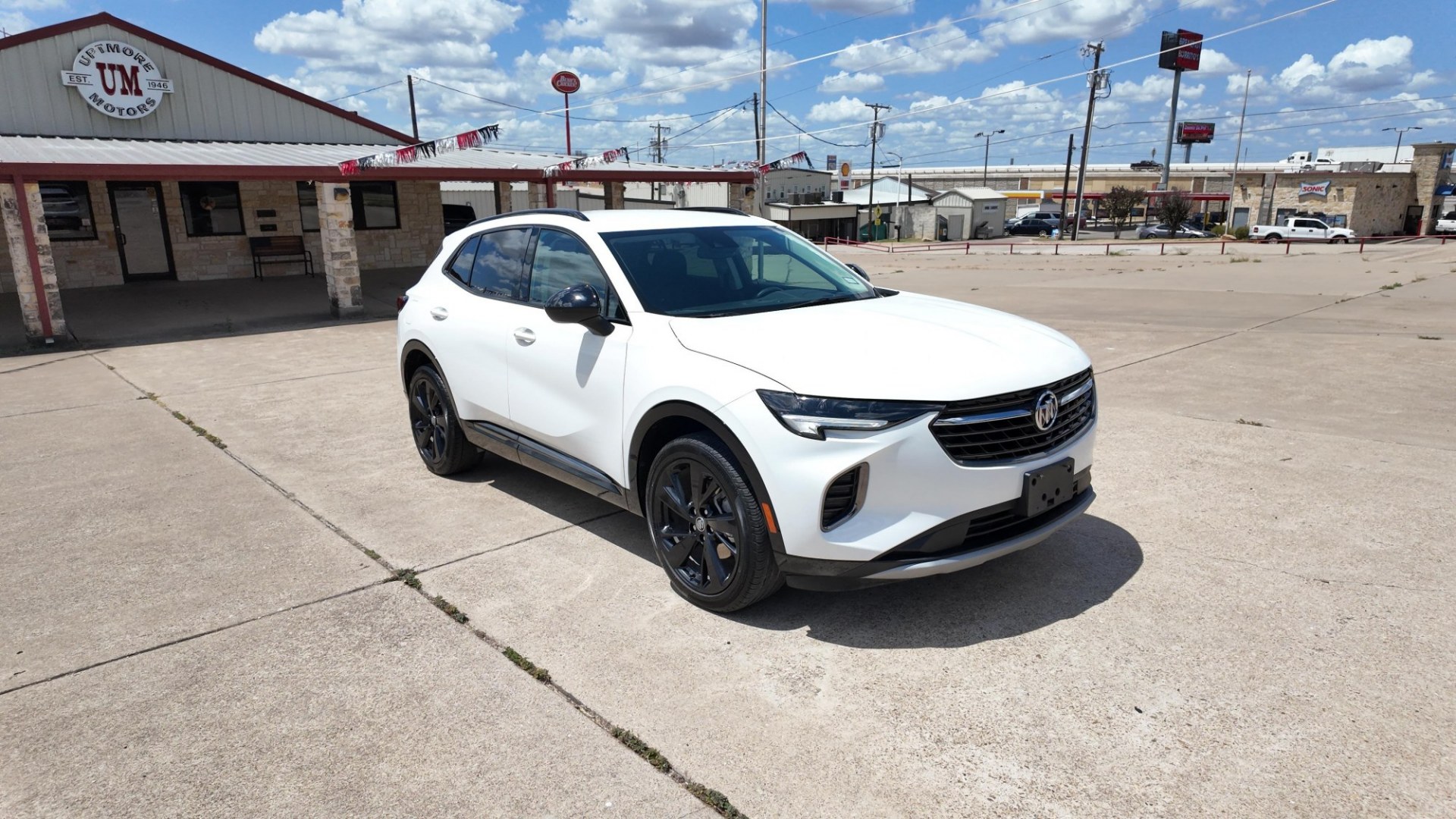 2023 Buick Envision Preferred AWD (LRBFZMR42PD) with an 2L I-4 gasoline direct injection engine, 6A transmission, located at 605 West Oak St., West, TX, 76691, (254) 826-5852, 31.803682, -97.097832- Photo#4