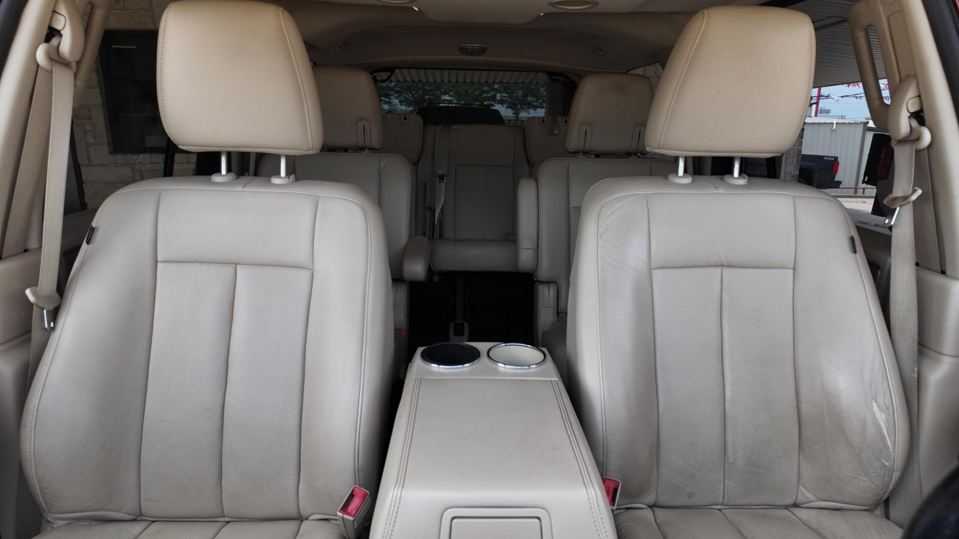 2017 /Dune, leather Ebony, leather Ford Exp Limited 4WD (1FMJU2AT2HE) with an 3.5L V6 DOHC 24V FFV engine, 6-Speed Automatic transmission, located at 605 West Oak St., West, TX, 76691, (254) 826-5852, 31.803682, -97.097832 - Photo#11