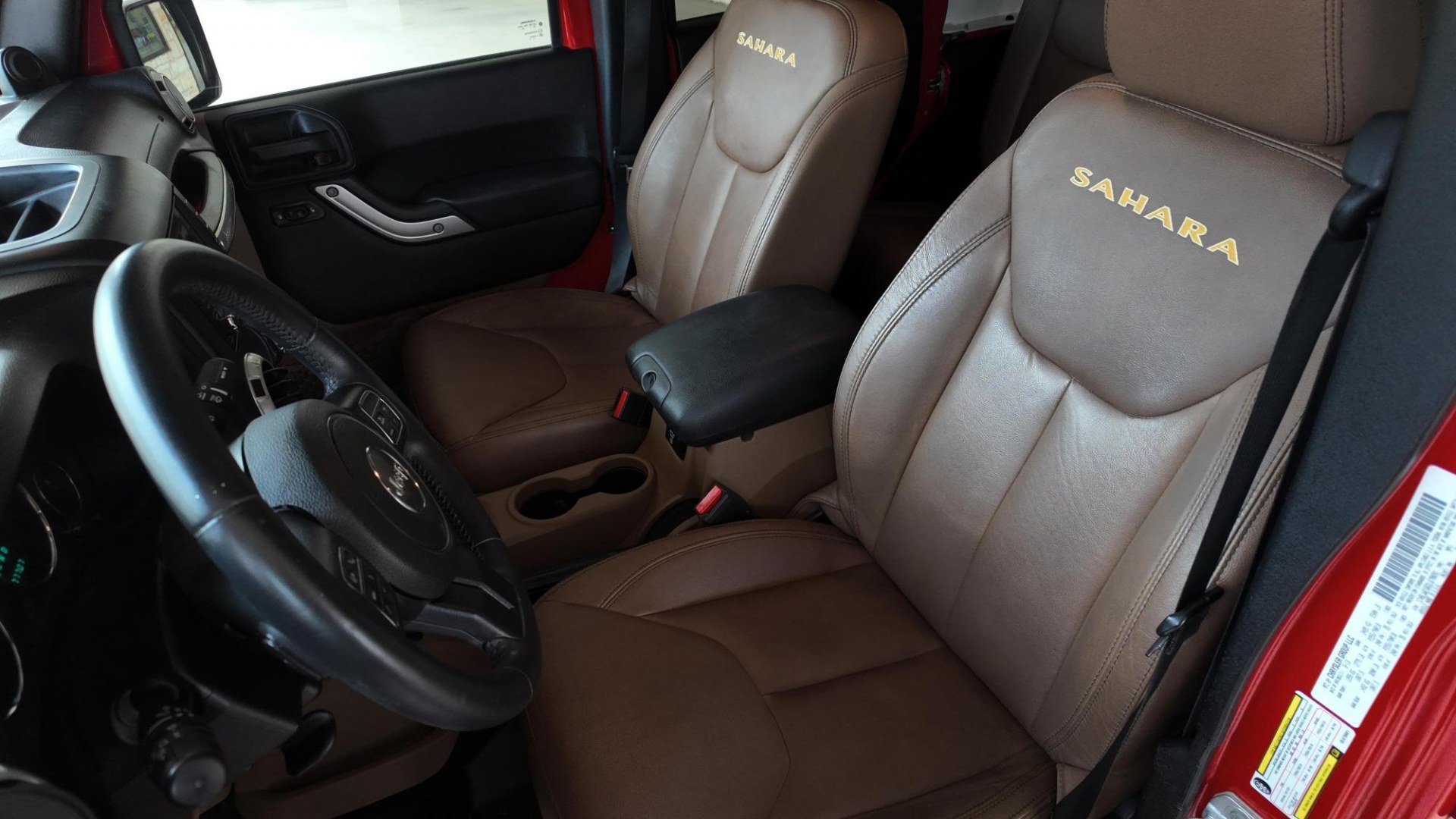 2013 /Black Cloth Interior Black Leather Interior Black/ Jeep Wran 45732 (1C4BJWEG6DL) with an 3.6L V6 DOHC 24V FFV engine, 5-Speed Automatic6-Speed Manual transmission, located at 605 West Oak St., West, TX, 76691, (254) 826-5852, 31.803682, -97.097832 - Photo#6