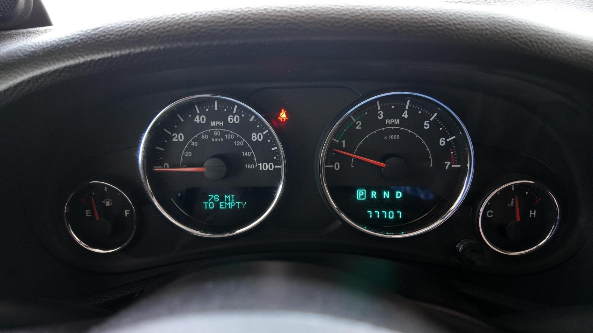 2013 /Black Cloth Interior Black Leather Interior Black/ Jeep Wran 45732 (1C4BJWEG6DL) with an 3.6L V6 DOHC 24V FFV engine, 5-Speed Automatic6-Speed Manual transmission, located at 605 West Oak St., West, TX, 76691, (254) 826-5852, 31.803682, -97.097832 - Photo#10