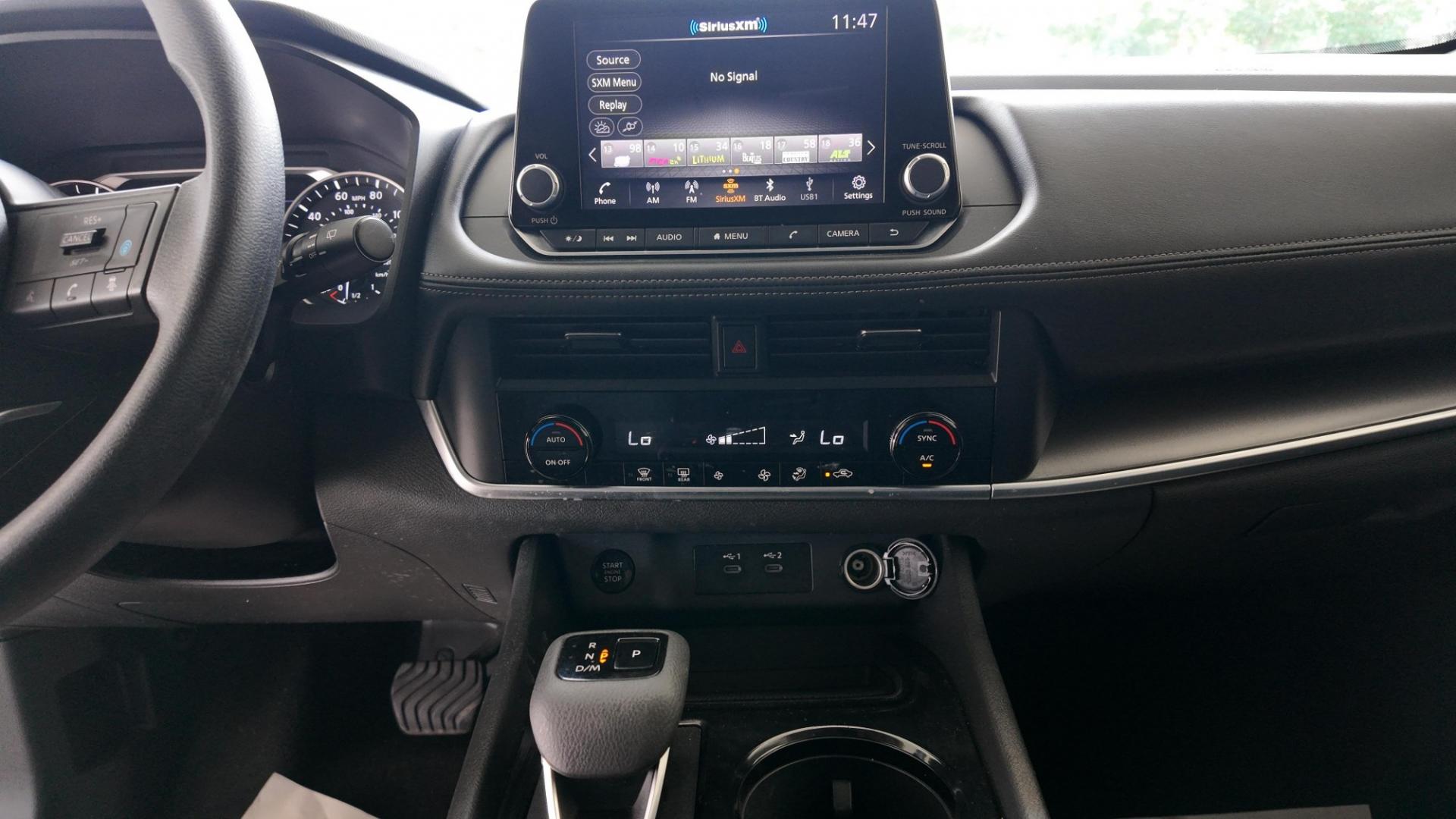 2024 /Light Gray Charcoal Nissan Rogue SV (5N1BT3BA6RC) with an 2.5L L4 DOHC 16V engine, Continuously Variable Transmission transmission, located at 605 West Oak St., West, TX, 76691, (254) 826-5852, 31.803682, -97.097832- Photo#6