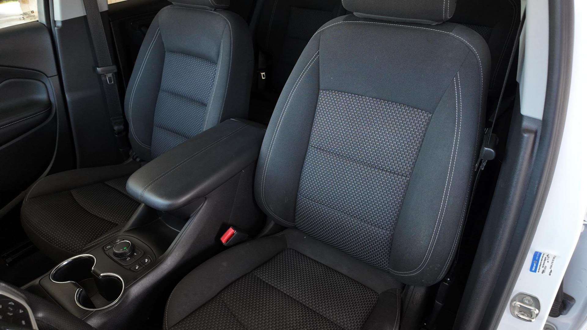 2023 /Jet Black Medium Ash Gray/Jet Black GMC Terrain SLE (3GKALMEG5PL) with an 1.4L L4 DOHC 16V TURBO engine, 9-Speed Automatic transmission, located at 605 West Oak St., West, TX, 76691, (254) 826-5852, 31.803682, -97.097832- Photo#8
