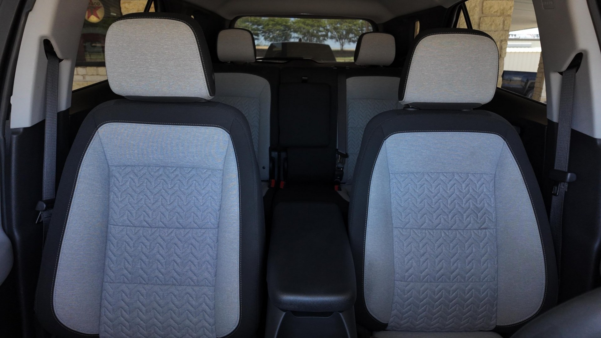 2022 /Medium Ash Gray Chevrolet Equinox LS 2WD (3GNAXHEV5NS) with an 1.5L L4 DOHC 16V TURBO engine, 6-Speed Automatic transmission, located at 605 West Oak St., West, TX, 76691, (254) 826-5852, 31.803682, -97.097832- Photo#12