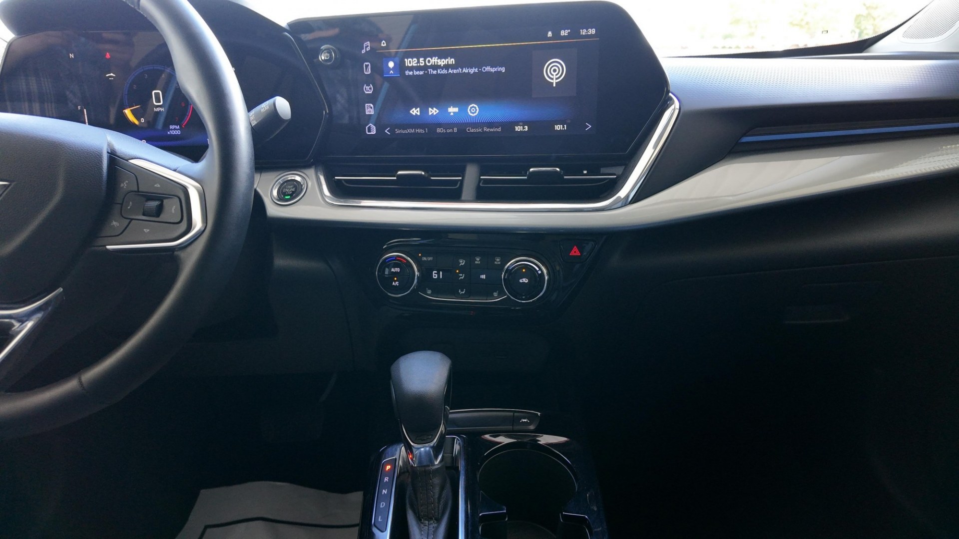 2025 /Jet Black w/Yellow Accents Jet Black w/Blue Accent Chevrolet Trax LT (KL77LHEP4SC) with an 1.2L L3 TURBO engine, 6-Speed Automatic transmission, located at 605 West Oak St., West, TX, 76691, (254) 826-5852, 31.803682, -97.097832- Photo#6
